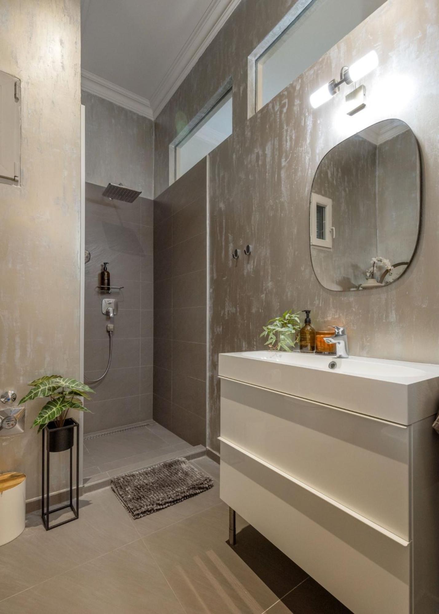 Timeless Elegant Apartment By Opera House Budapest Exteriör bild