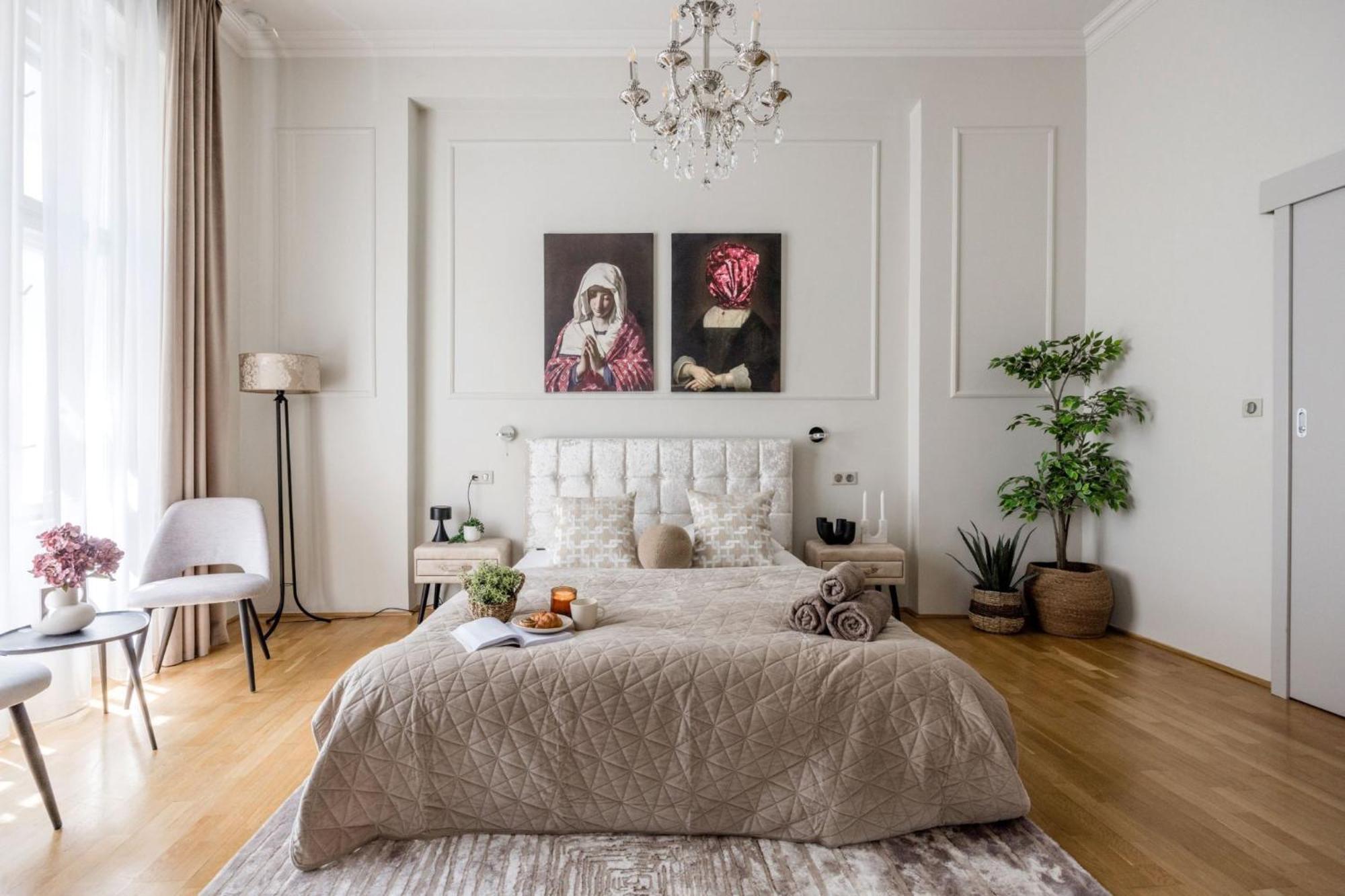 Timeless Elegant Apartment By Opera House Budapest Exteriör bild
