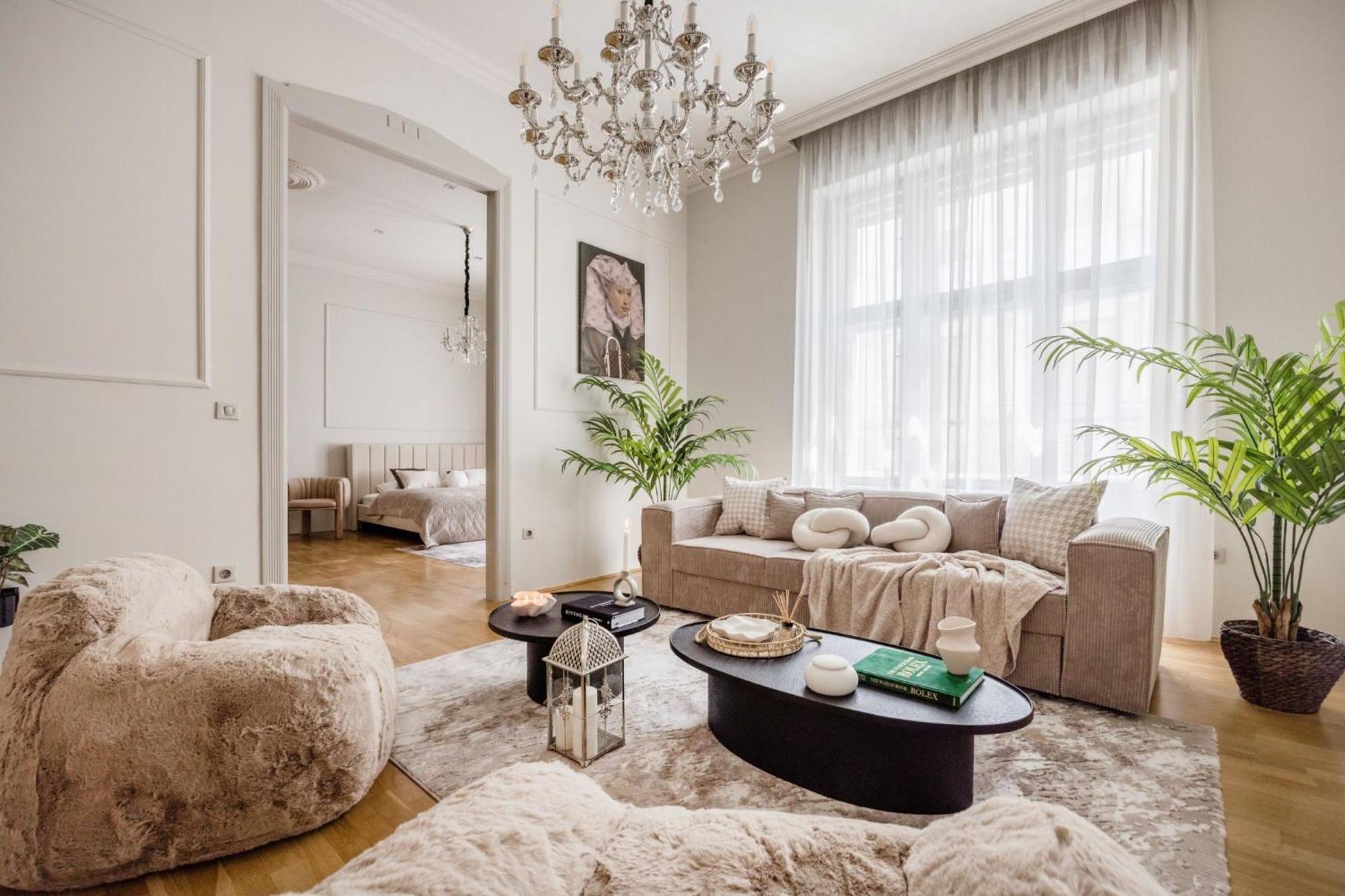 Timeless Elegant Apartment By Opera House Budapest Exteriör bild